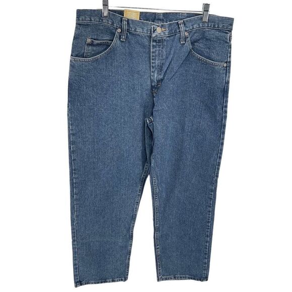 Wrangler Mens 5 Star Relaxed Fit Jeans Denim Cotton Medium Wash Blue Size 36x30 - Picture 2 of 11